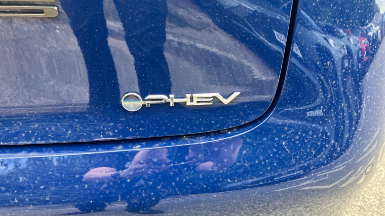 Toyota Prius 2.0 PHEV Design 5dr CVT Hatchback